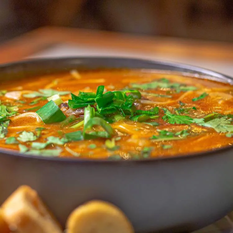 Curry noodle soup with coconut